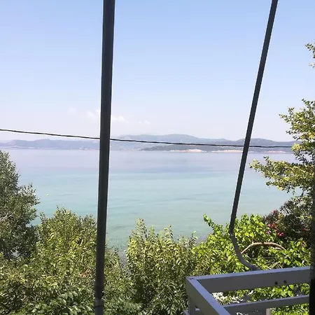 Apartament Akrogiali