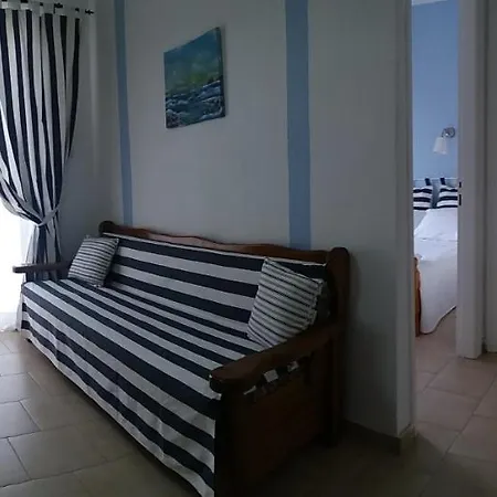 Apartament Akrogiali *