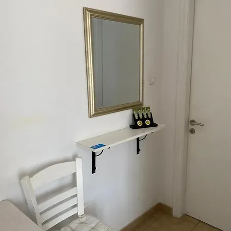 Akrogiali Apartament *