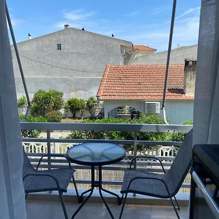 Apartament Akrogiali
