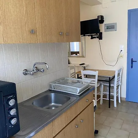 Apartament Akrogiali *